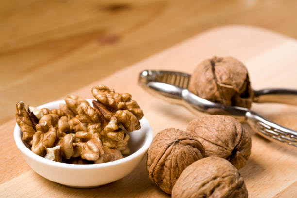 خرید و قیمت گردو پوست کاغذی + فروش عمده